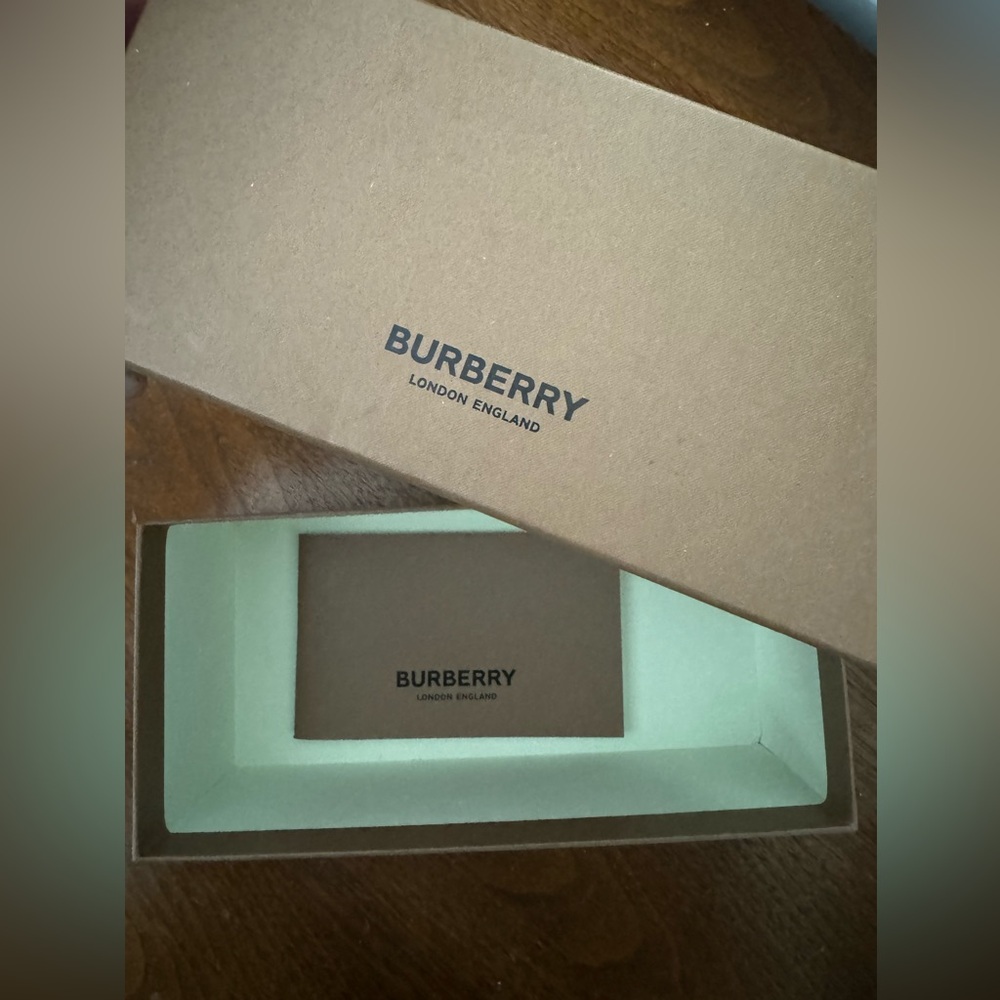 Burberry Box